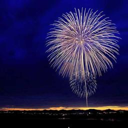 Elegant Wooden Car thumbnail 4